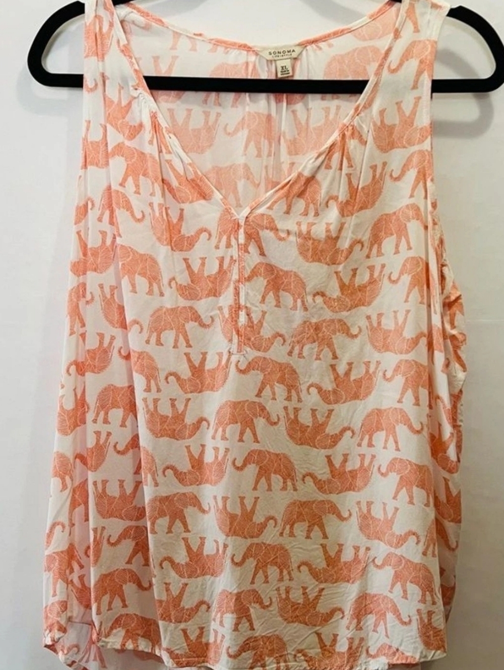 Sonoma elephant design tank top
